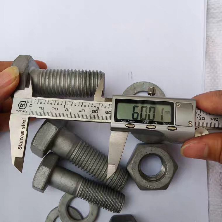 High Strength HDG Hex Bolts and Nuts Set for Heavy Duty Construction Length 20mm-300m