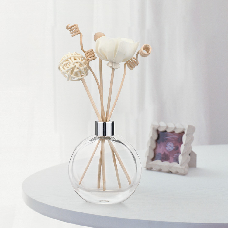 Wholesale 130 Ml reed diffuser glass bottle spread incense aroma diffuser bottle