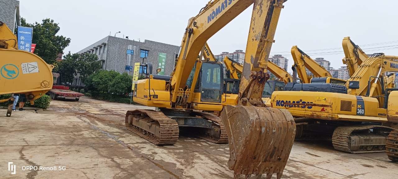 Komatsu PC200 PC200-8mo PC200-7 PC210 PC220 PC240 Excavator, Used Komatsu PC200-10 Original Painting High Quality