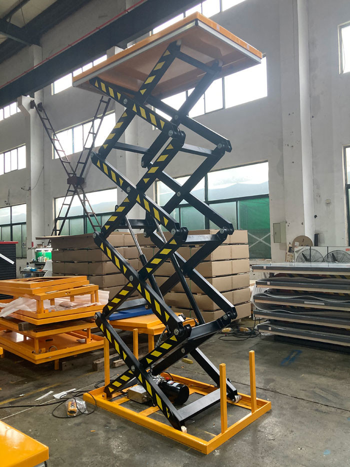Stable Powerful Electric Scissor Lift Tables Lifting Raised Height Up 4140mm