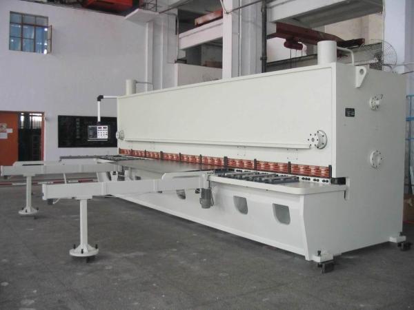 CNC Hydraulic Shearing Machine Moving Table Sheet Metal Guillotine Shearing