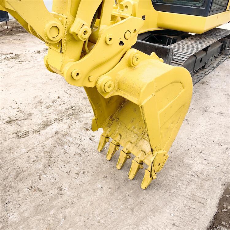 5300KG Operating Weight Japan Original Used Komatsu PC56 Crawler Excavator 34.5KW