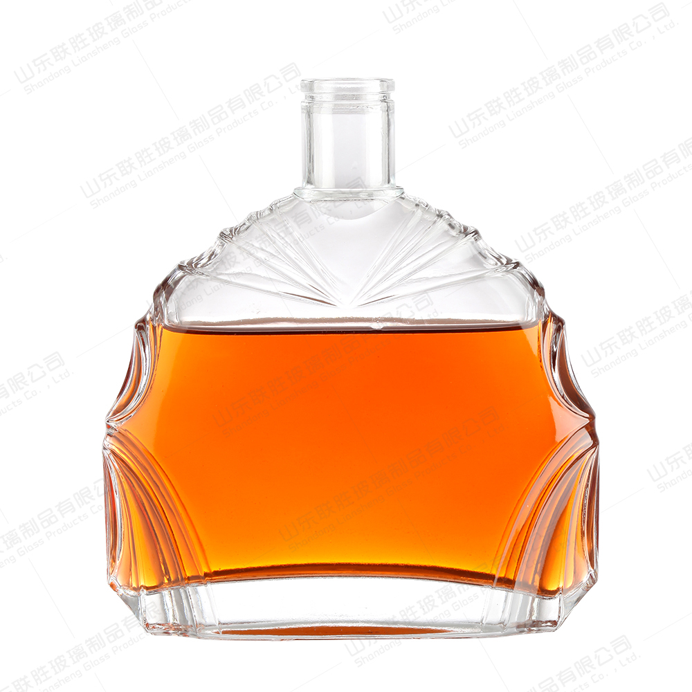 Custom Size Glass Wine Decanter 700ml 1000ml Healthy Lead Free Glass Bottle