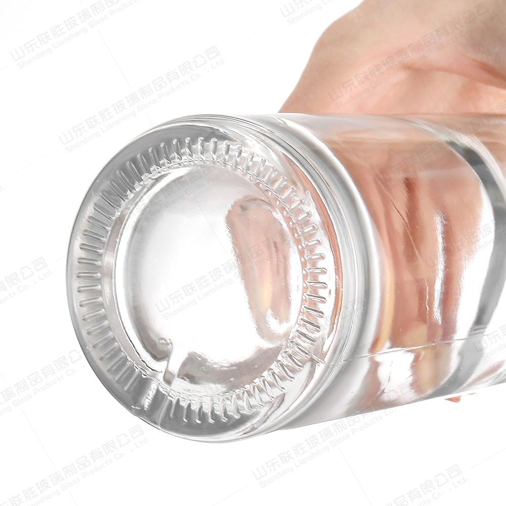 500ml Empty Glass Bottle for Whisky Brandy Healthy and Lead-free Glass Material