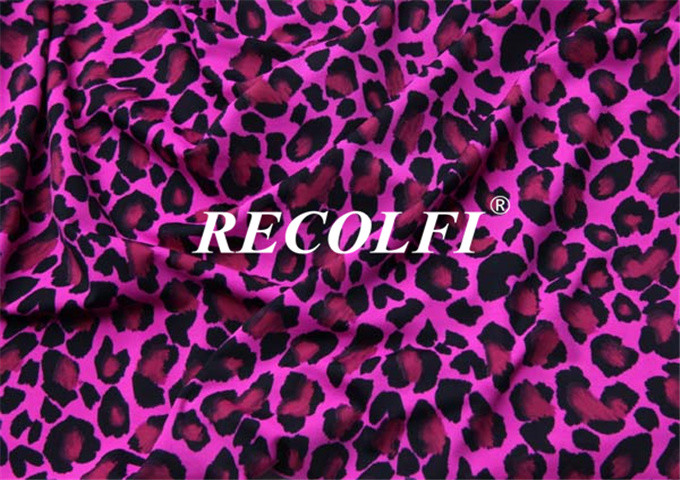 Pinky Leopard Print Gym Suit Women's Activewear High Air Permeability 4 Way Stretch