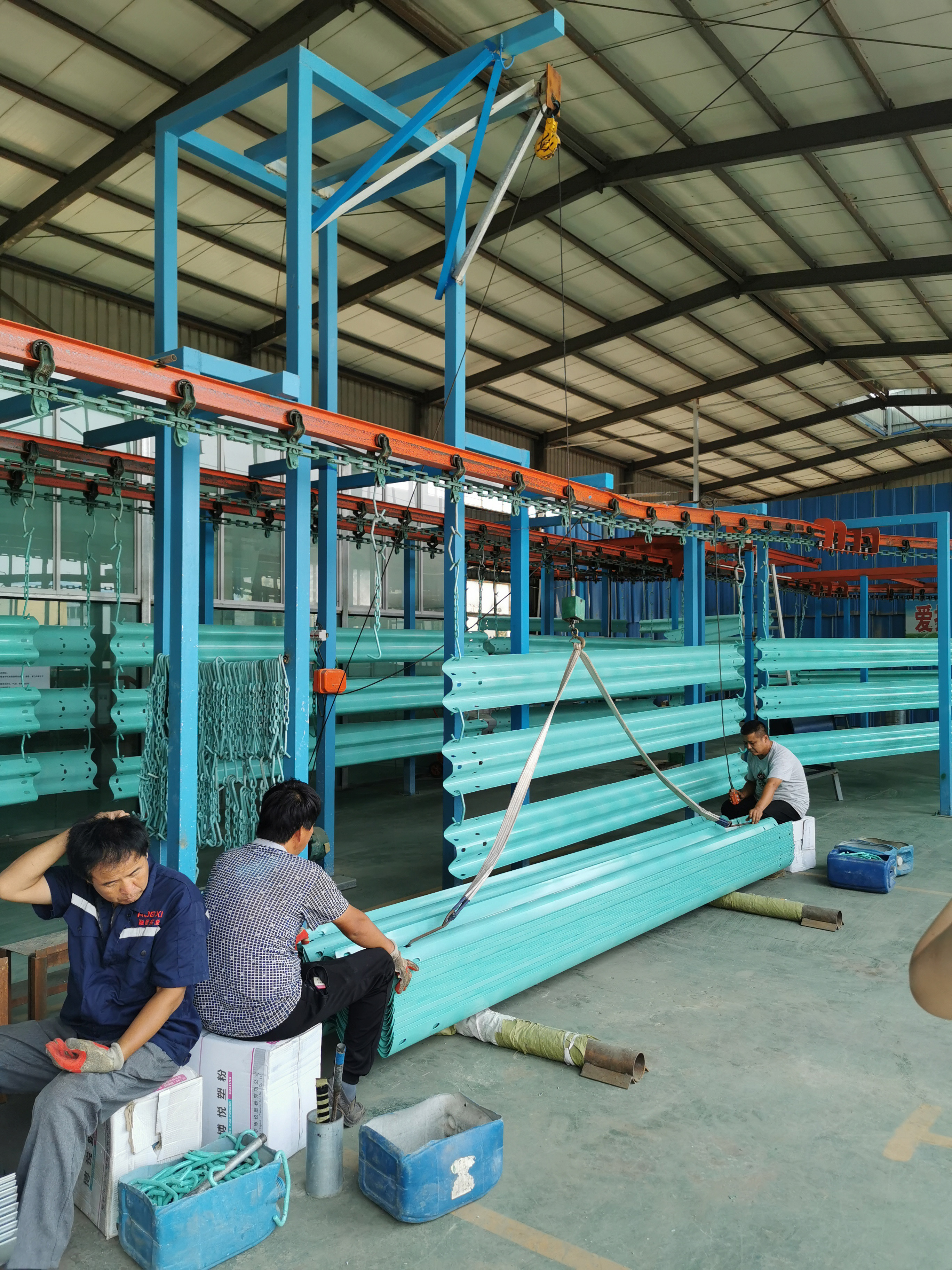 Q235 Q345 Hot Dip Galvanized Guardrail R End Wings for Highway in Customized Colors