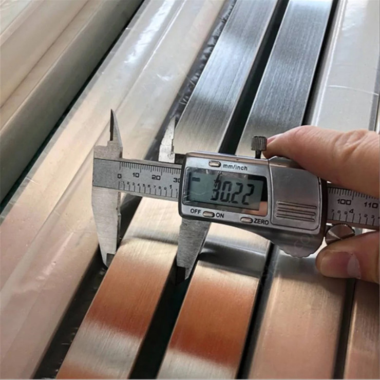 DIN 201 Stainless Steel Pipe BA 2B Steel Round Tube Price Per Ton