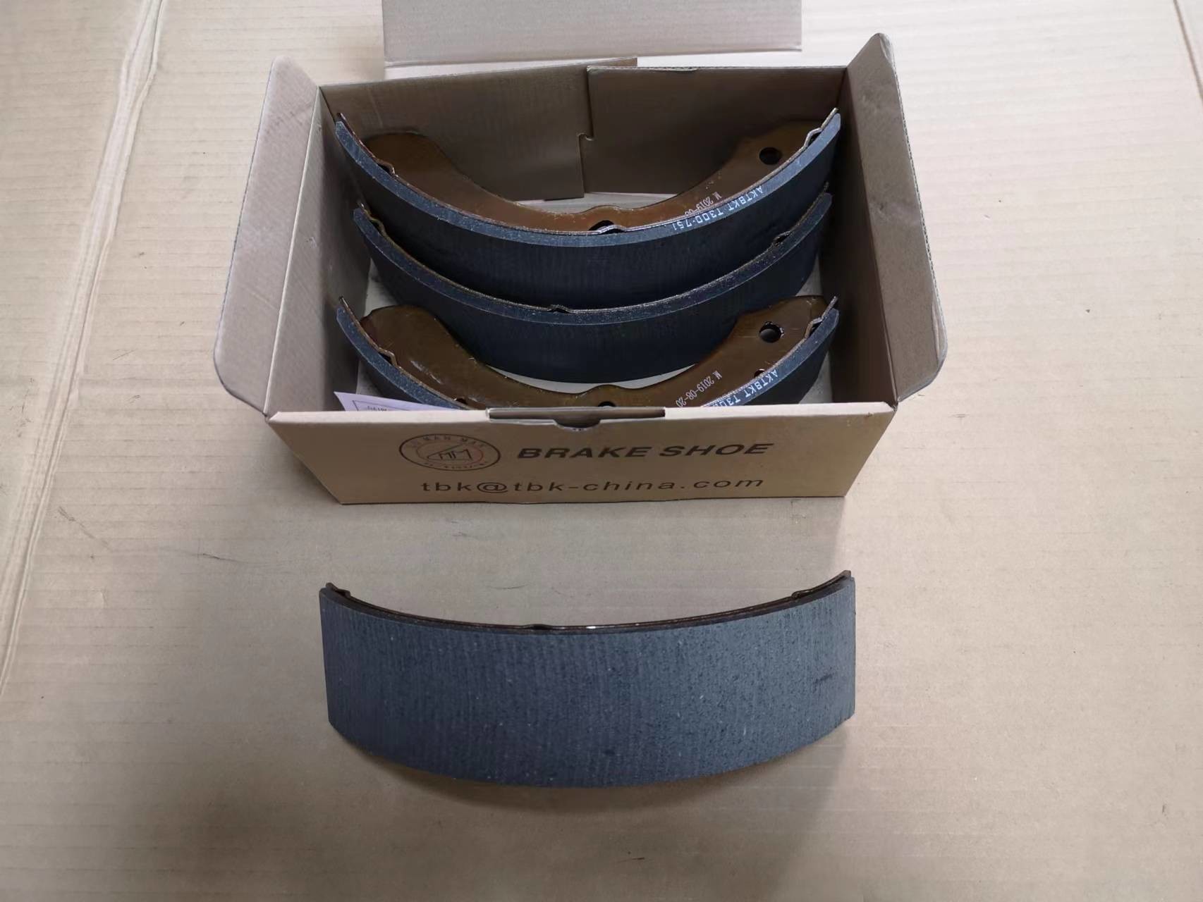 Brake Lining Set 8941346451 For NHR NKR Light Truck Width 60mm Front Wheel Brake And Rear Wheel Brake