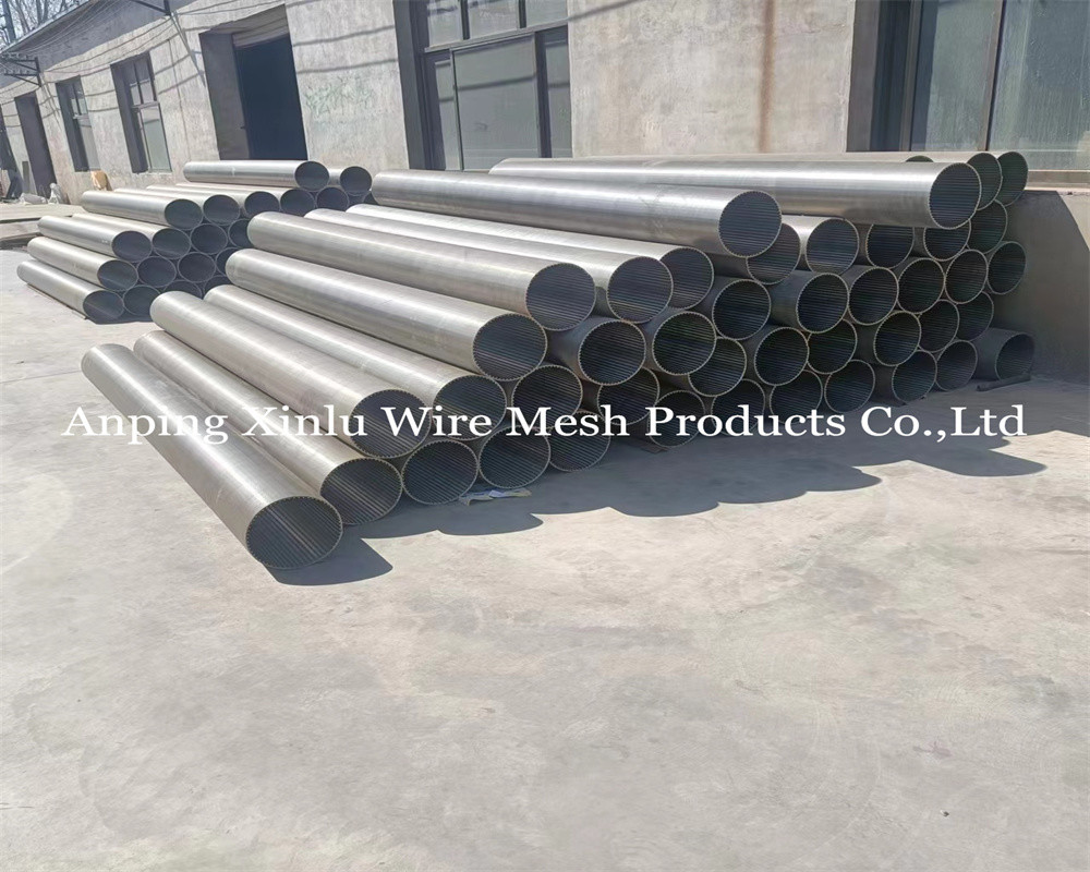Galvanized 2.5x4mm Welded Profile Vee Wire Screen Tube for Water Treatment and Industrial Filtering Applications