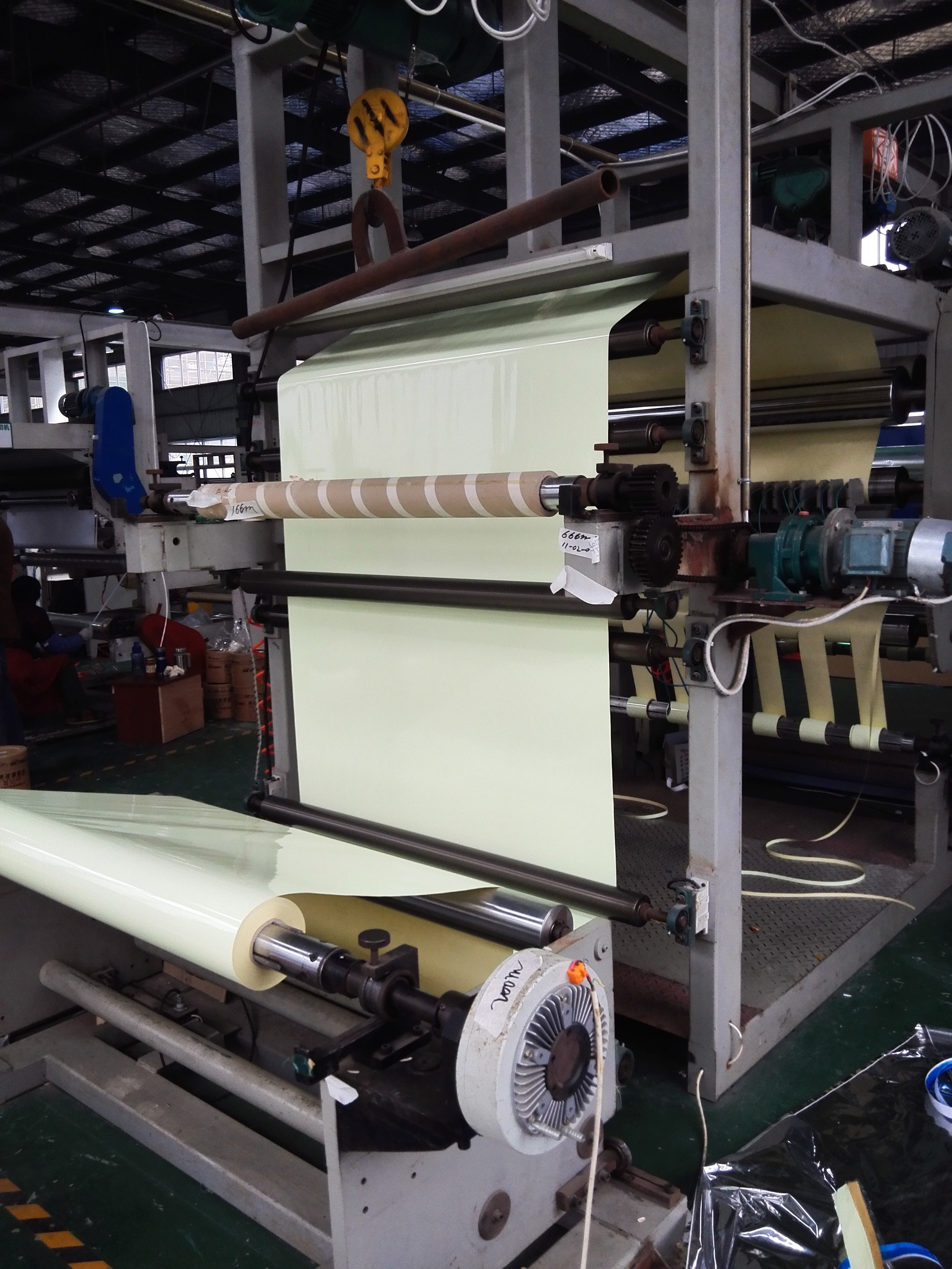 3-Year-Durability OEM/ODM Photoluminescent Vinyl for Indoor And Outdoor Applications