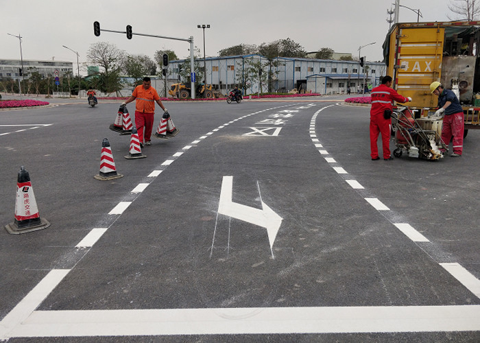 2 Kettles Paint Melted ATM Preheater Road Line Marking Machine
