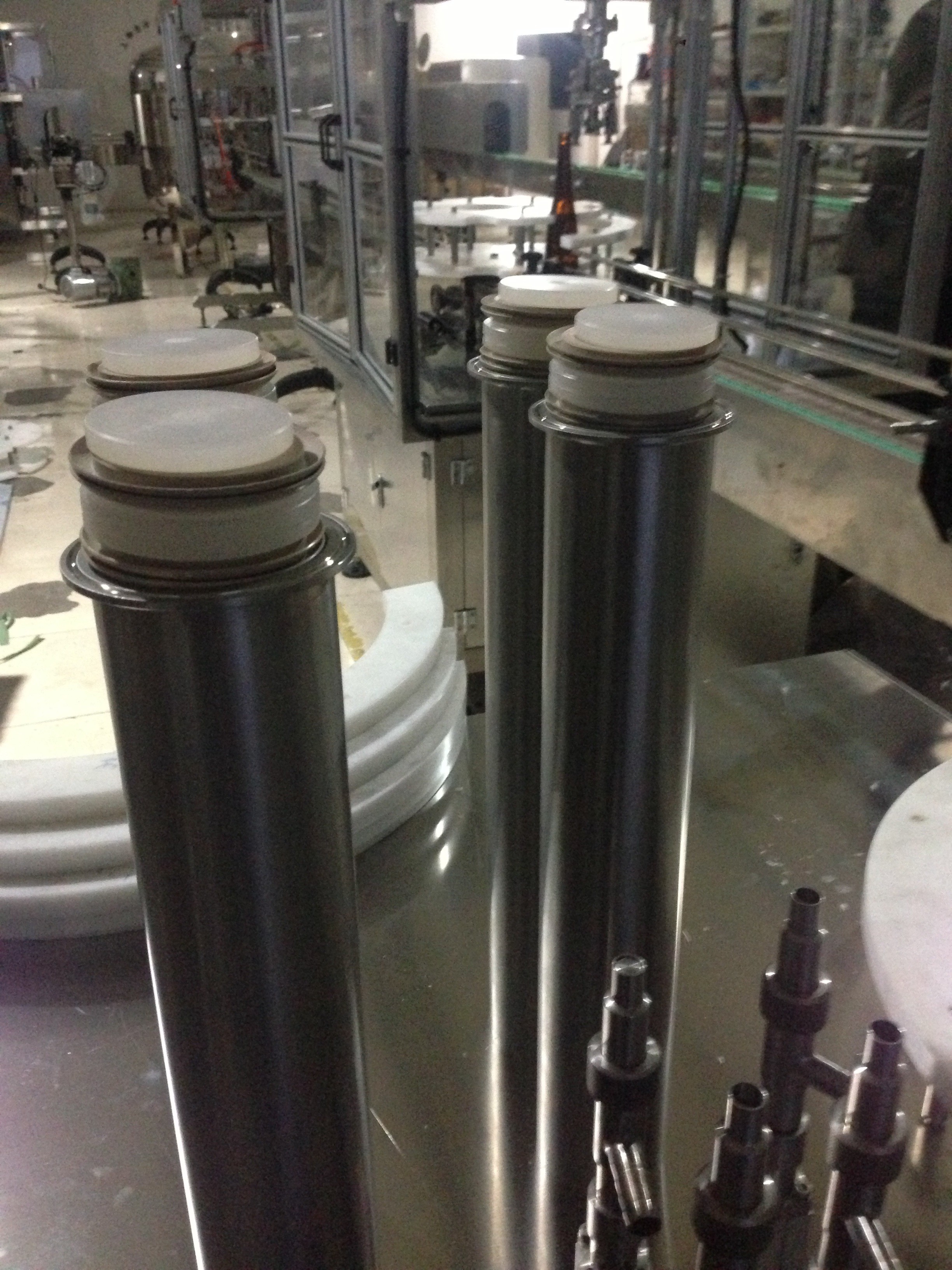 Lubricant Butter Linear Automatic Bottle Capping Machine PLC Liquid Soap Filling Machine