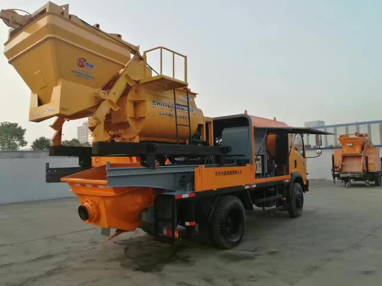 30m3/H 8Mpa Truck Mounted Diesel Concrete Mixer Pump