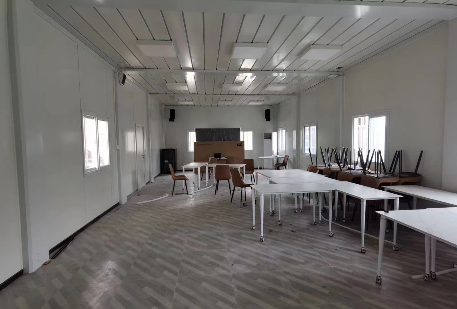 BOX SPACE Mineral Camp Container Dormitory Luxury Prefab Tiny 20 40 FT Modular Container Home Portable Site Office