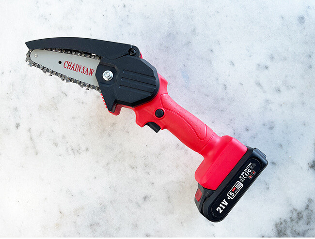 21v Battery Powered Chainsaw 4'' Mini cordless handheld chainsaw