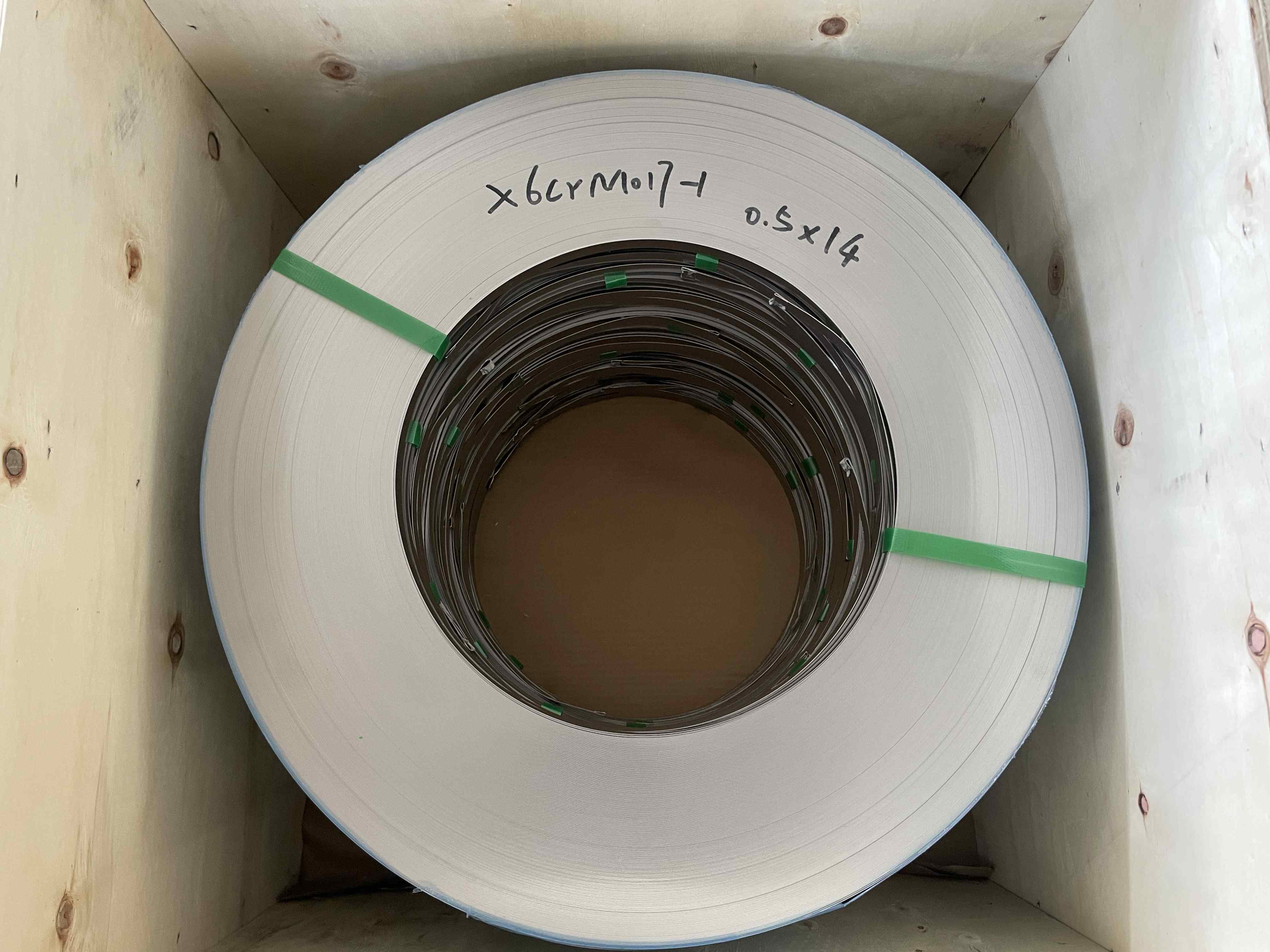 DIN X6CrMo17-1 AISI 434 EN 1.4113 Stainless Steel Cold Rolled Steel Strip