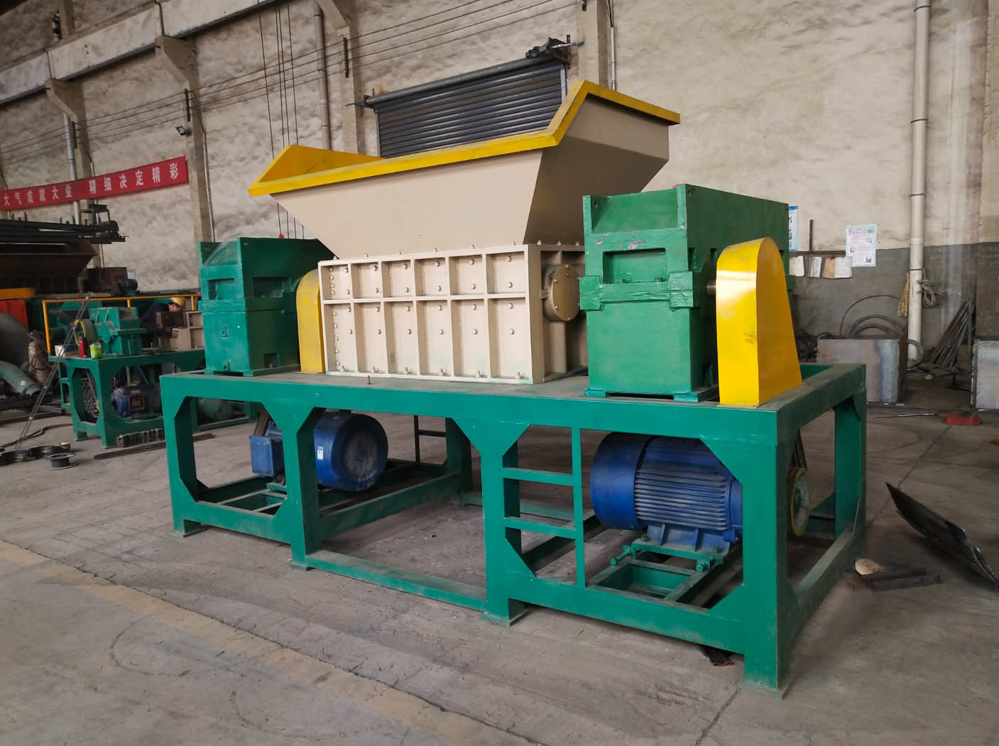 Waste Tire Clothes Shredder Garbage Plastic Double Shaft Shredder