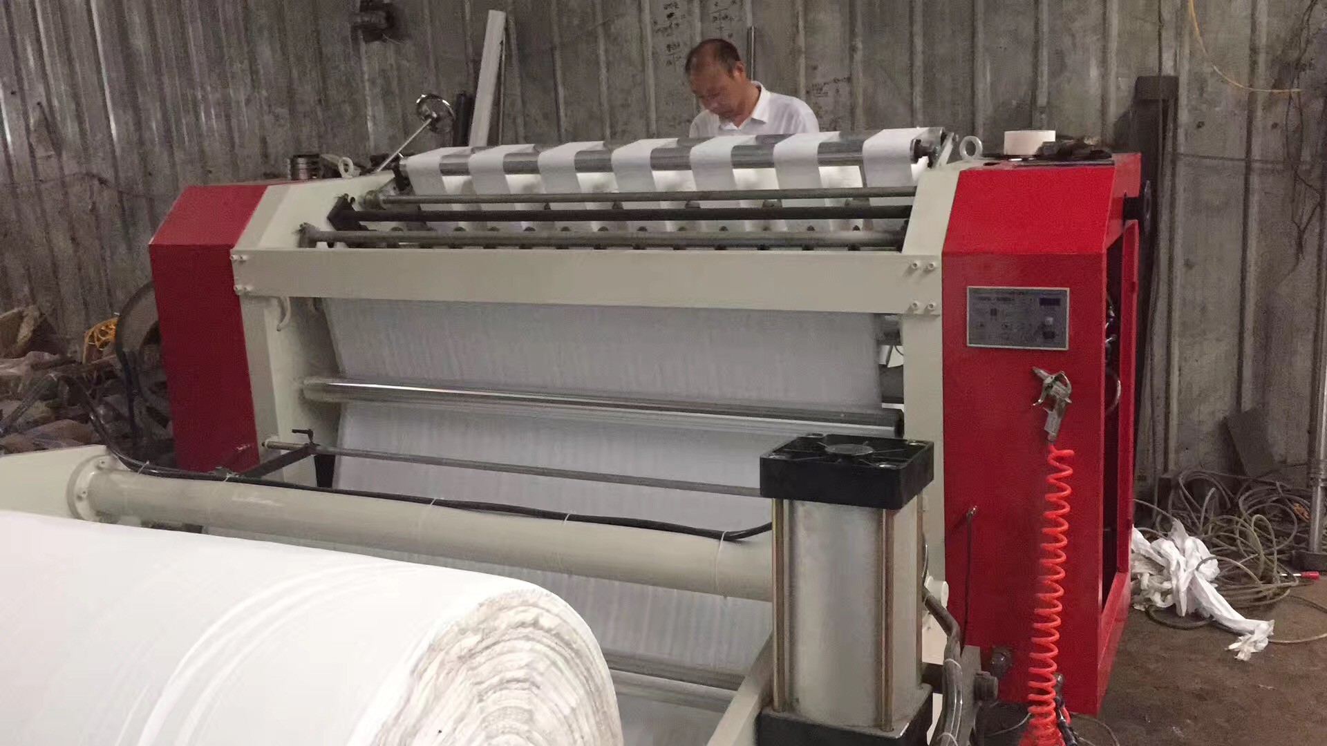 1600/3000 Jumbo Paper Roll Slitter Rewinder Machine Paper Converting Machine Paper Slit Machine for Craft Paper Silicone