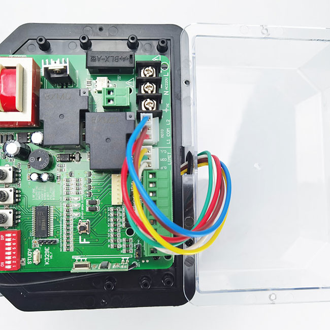 IP44 Smart Automatic Gate Opener Aluminum Powder Coated Waterproof