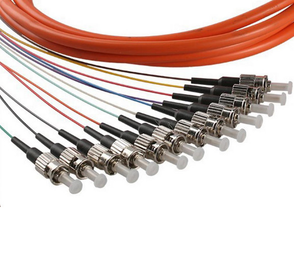 High reflection loss with APC MPO - FC Fiber Optic Patch Cord, 15kg anti-tensile force