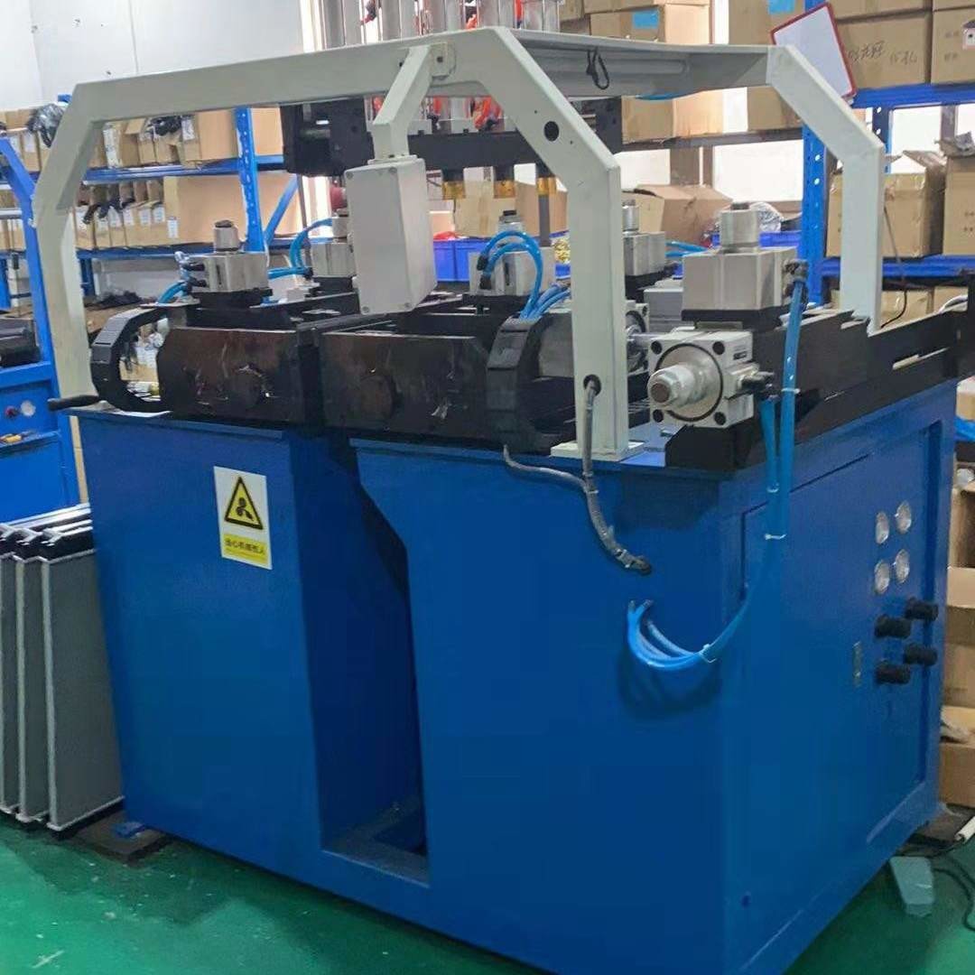 4 Workstation Auto Radiator Making Machine Plastic Tank Clinching Cylinder Drive 2.5Kw 0.8Mpa
