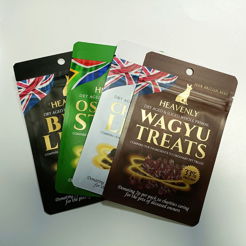 Custom Pet Wet Food Zipper Bag with Food Grade Material Water Spout and Resealable Design