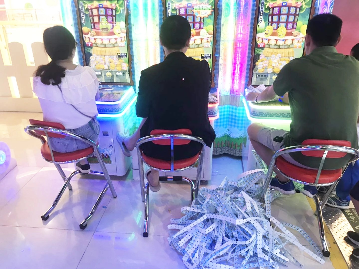 Exciting Indoor Happy Fruits Redemption Game Machine Coin Operated For Kids Low Consumption