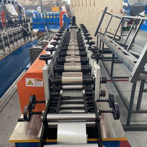 Stud And Track Roll Forming Machine PLC Control Flying Saw Cutting Type