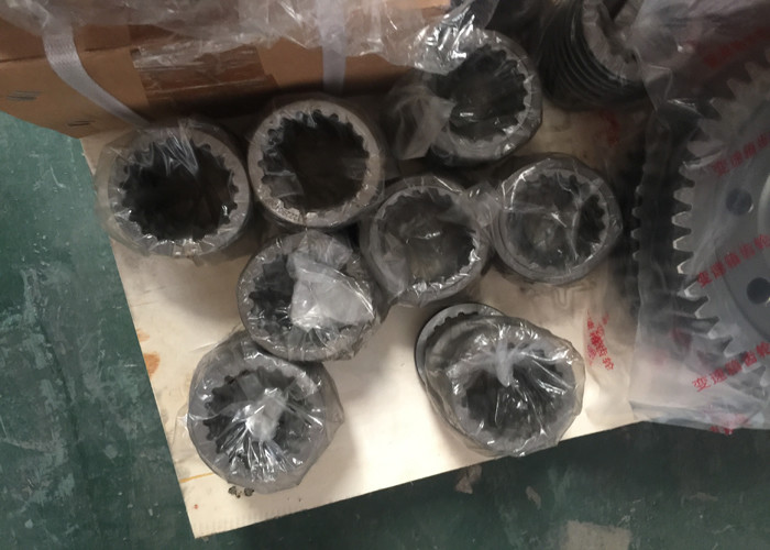 Orginal Truck Spare Parts SINOTRUK Howo Gearbox Main Shaft 2 - T Gear AZ2210040052