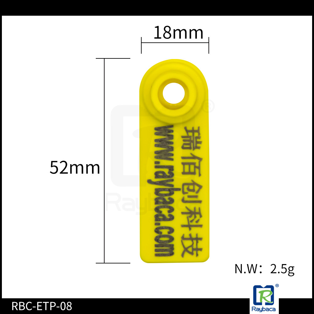 Two Pieces RFID Ear Tags UHF Frequency Ear Tags Long Range Reading Distance For Sheep Management