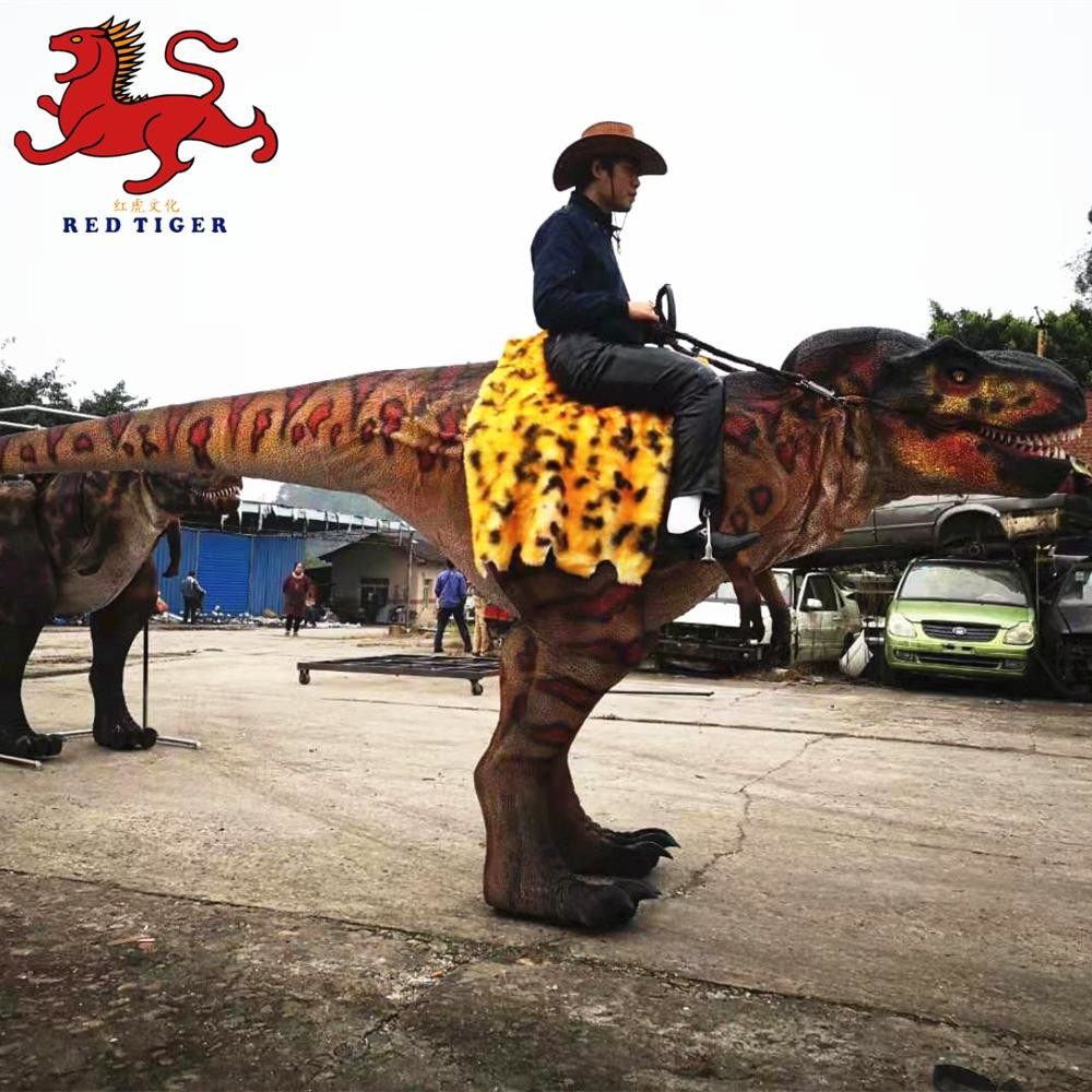 Theme Park Realistic Stilts Dinosaur Costume Ride High Interactivity With Movement / Sound