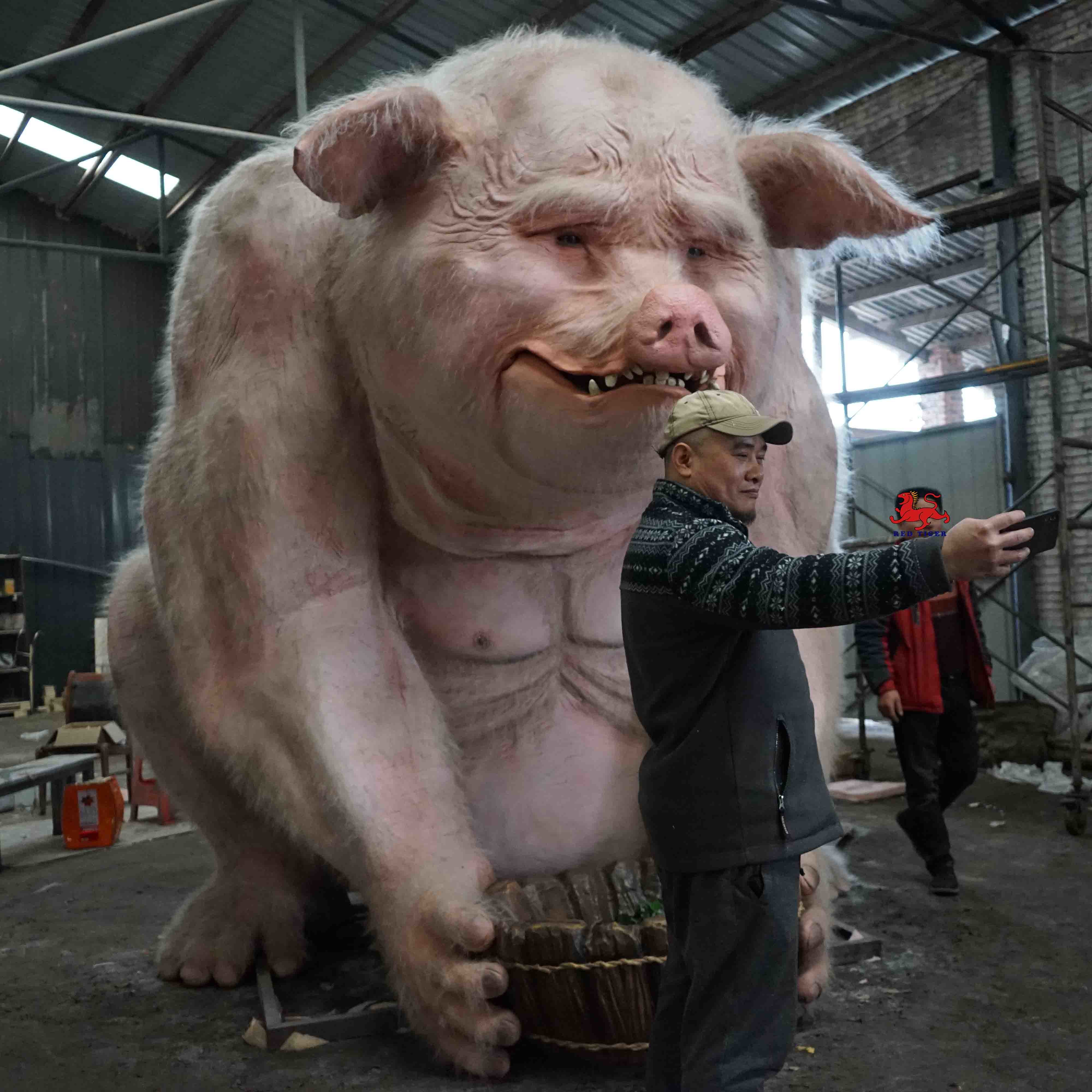 Customized Animatronic Realistic Pigs Adult Age For Shopping Malls