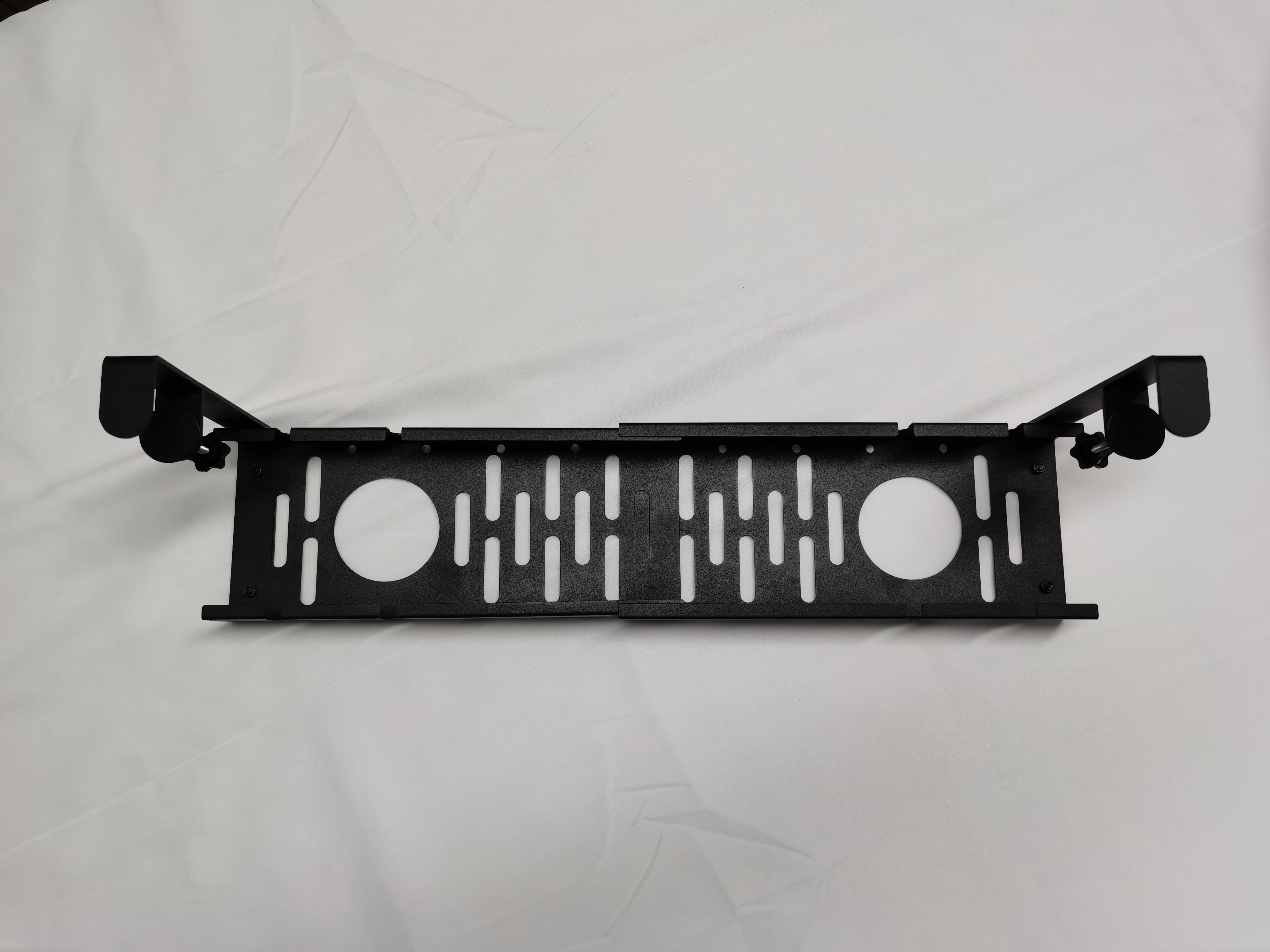 Desk Retractable Cord Organizer Single Tier Cable Tray Basket For Wire Management