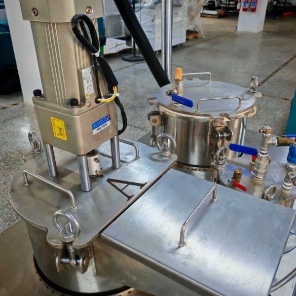 Quality Dual-Components Epoxy Potting Machine - Ideal for Speaker Coil & Divider Sealing for sale