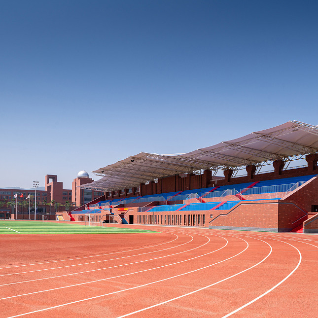 13mm Thickness Anti-Slip Outdoor Sports Surfaces High Strength Durable
