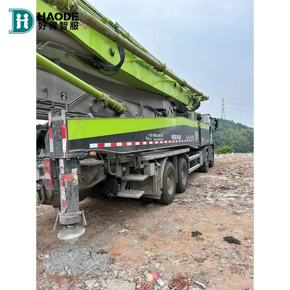 Zoomlion 5351THB 59m Hydraulic Truck Mounted Concrete Line Pump