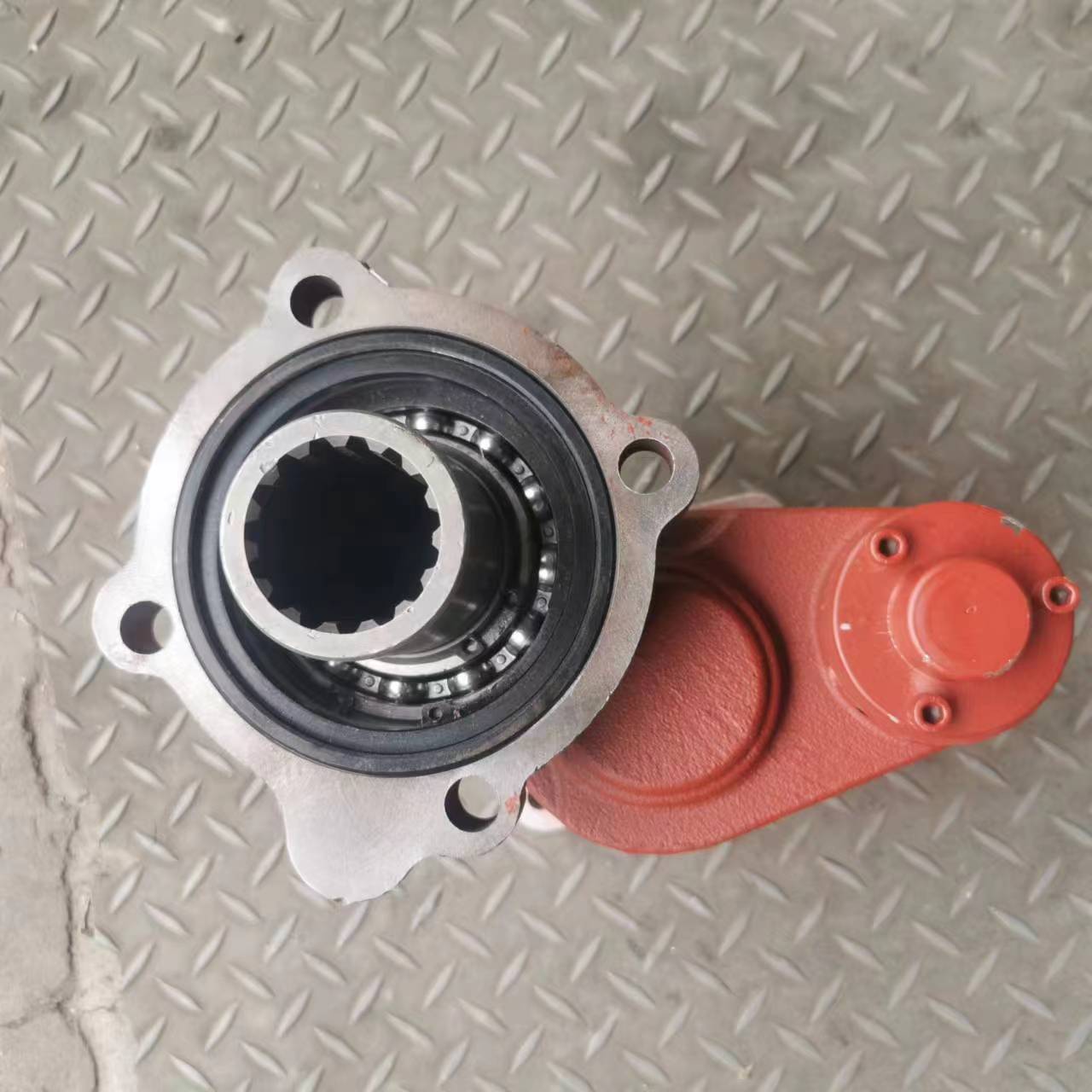 F3000 Heavy Duty Truck Howo Super Twelve Gearbox Sub Box PTO Assembly 18/23 CJ12D-B25