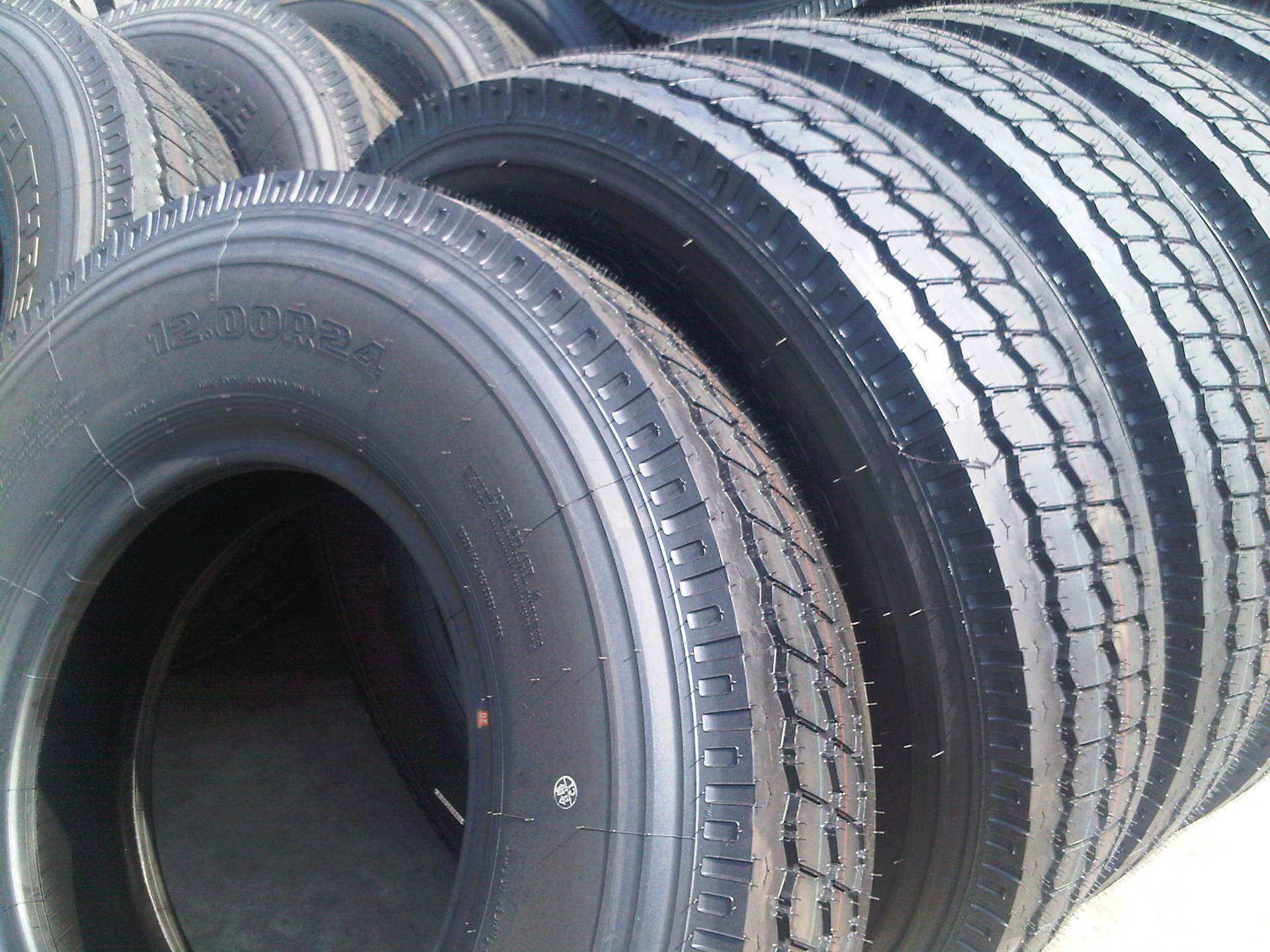 Spot Truck Trailer Tires 315/275 80r 22.5 Steer Tires 1200R20 385/65R22.5