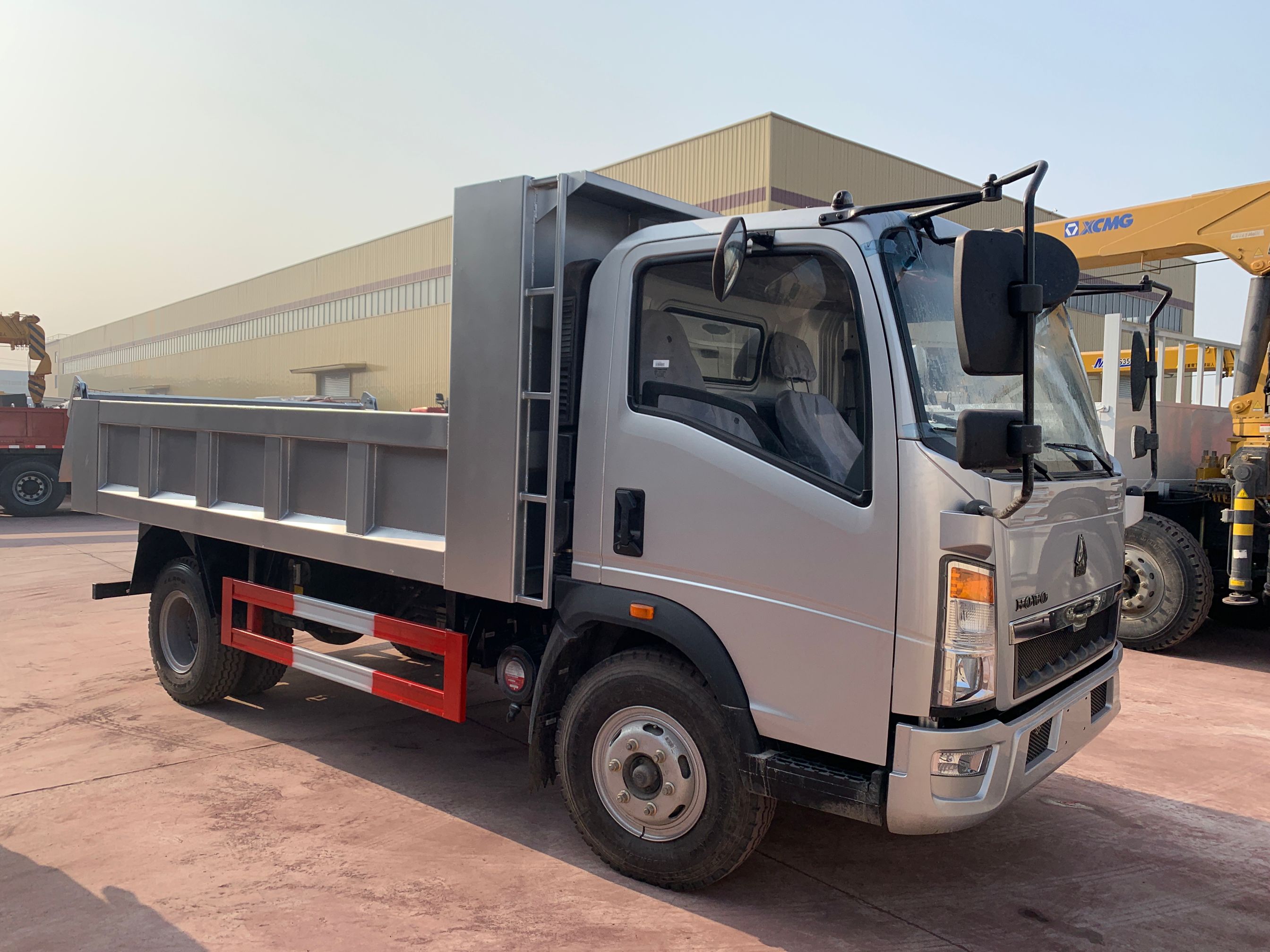 116 hp howo sand stone transport small mini remote control tipper truck
