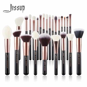 China Black 25pcs 25pcs Pro Makeup Brushes Set on sale