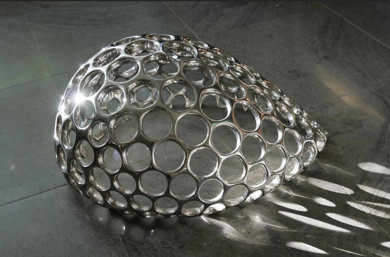 Custom Polished Abstract Metal Garden Sculptures Symbolize Everlasting Good Life