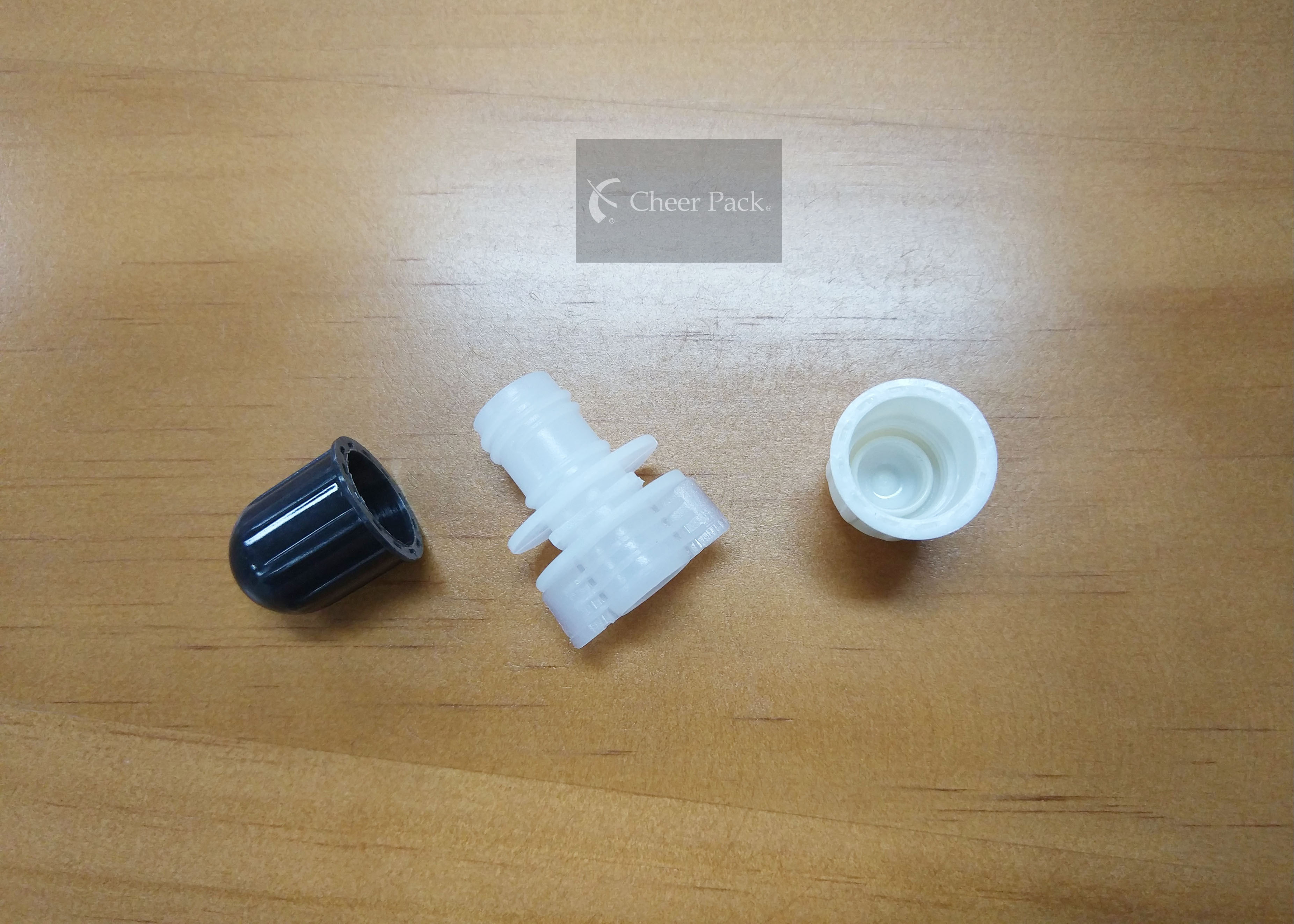 12mm Oval Shape White Plastic Spout Caps Food Grade PE Material