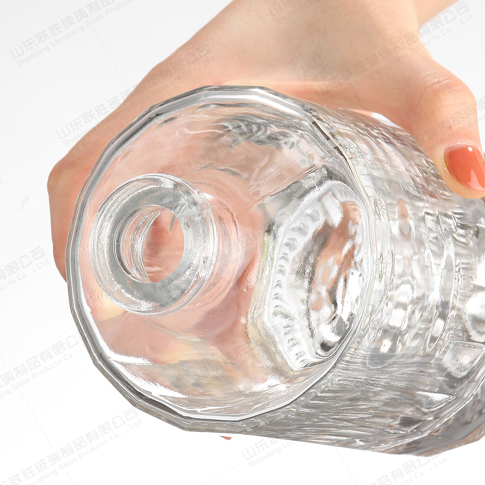 375ml 750ml Clear Wine Liquor Whisky Glass Bottle with Acceptable Customer's Logo