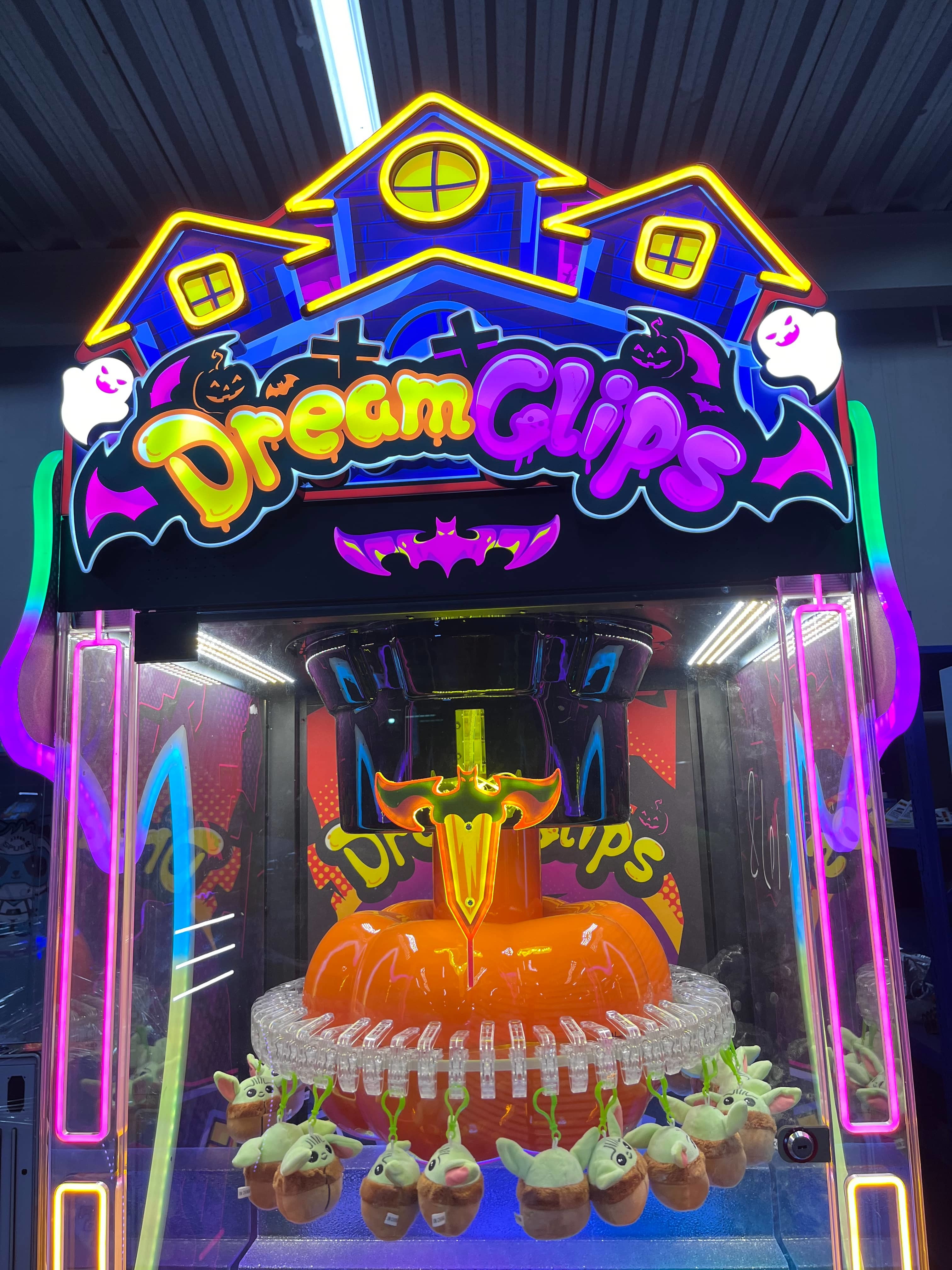 European Countries Popular 60-clip Lucky Gift Dream Clips Vending Prize Game Machine