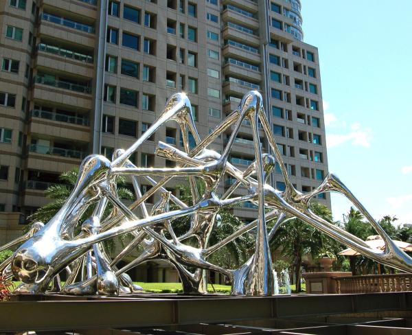 Modern Style Outside Garden Statues Stainless Steel With Mirror Polished Surface