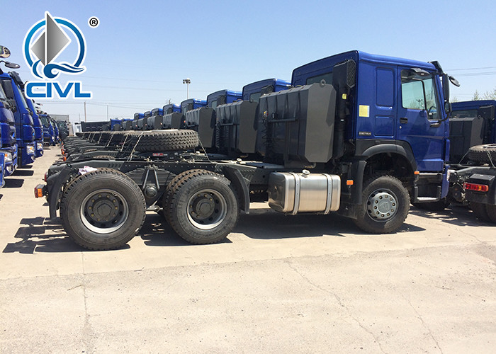 Euro II / Euro III Sinotruk 6 X 4 Tractor Truck Emission Standard Zz4257s3246v Understated Luxury