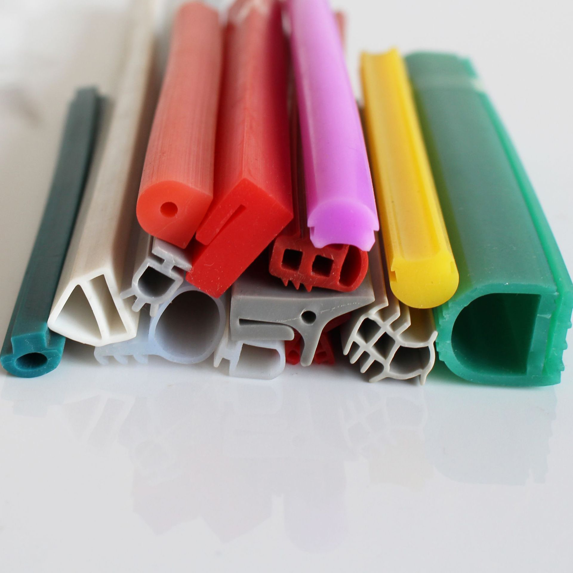 Transparent Car Door Edge Clear U Shape Glass Edge Trim Protector for Welding Service