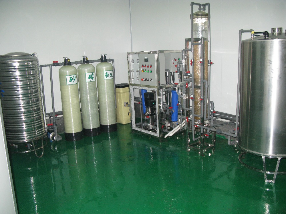 battery distilled Deionized Water Systems With PLC Control 1TPH Productivity