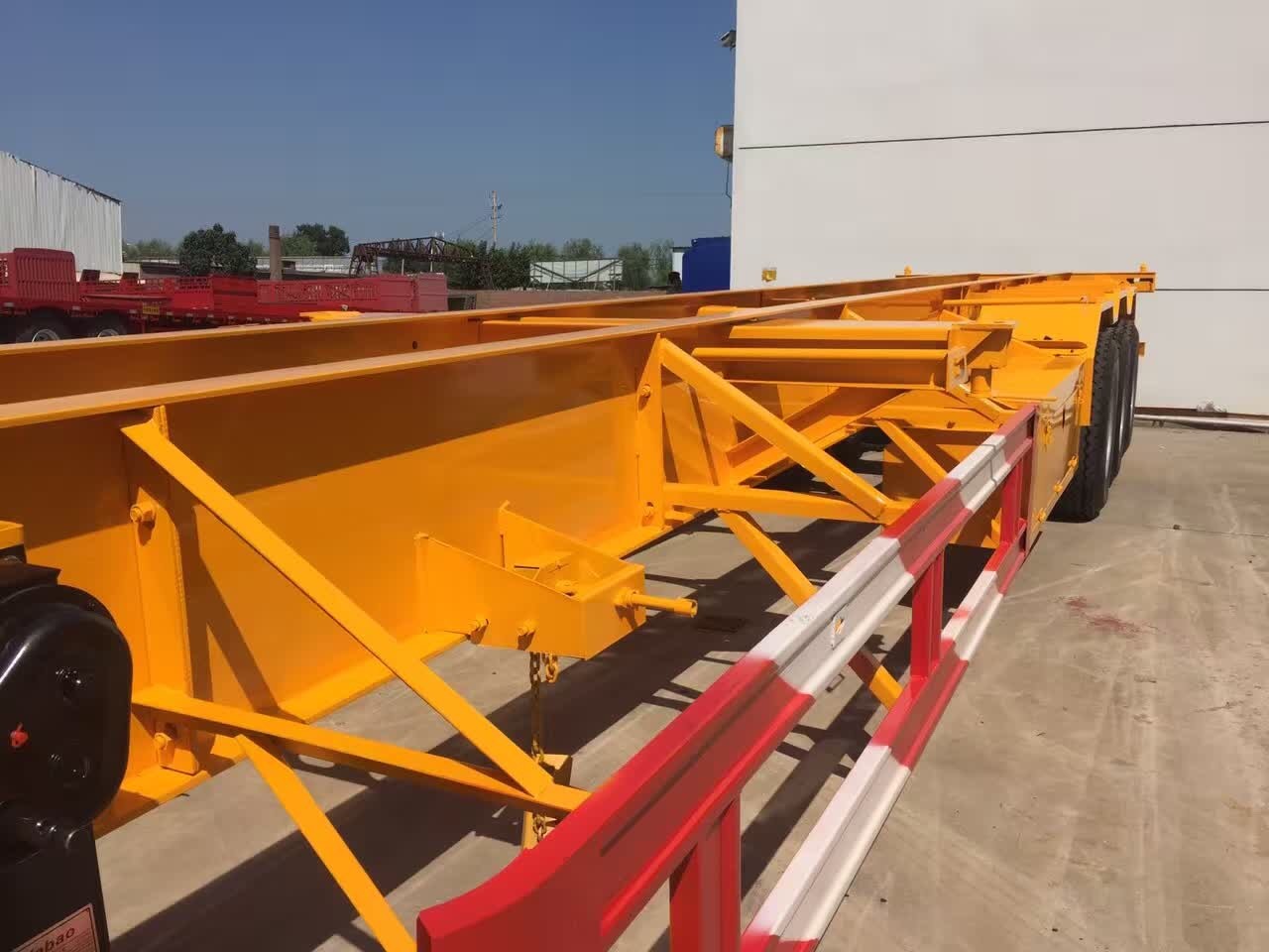 Tri Axles 40ft Yellow Color Skeleton Semi Trailer For Container
