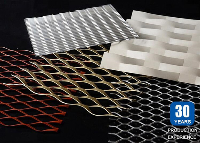 Hot Dip Galvanized Punching Expanded Metal Sheet 4ft X 8ft For Construction